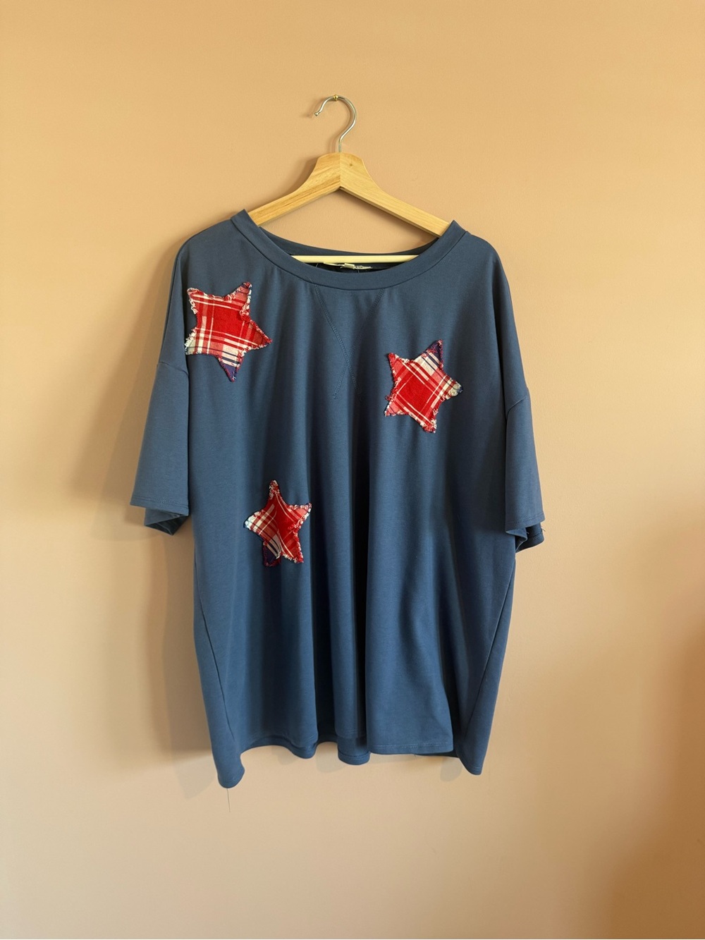 Haptics Star Appliqué Short Sleeve Shirt